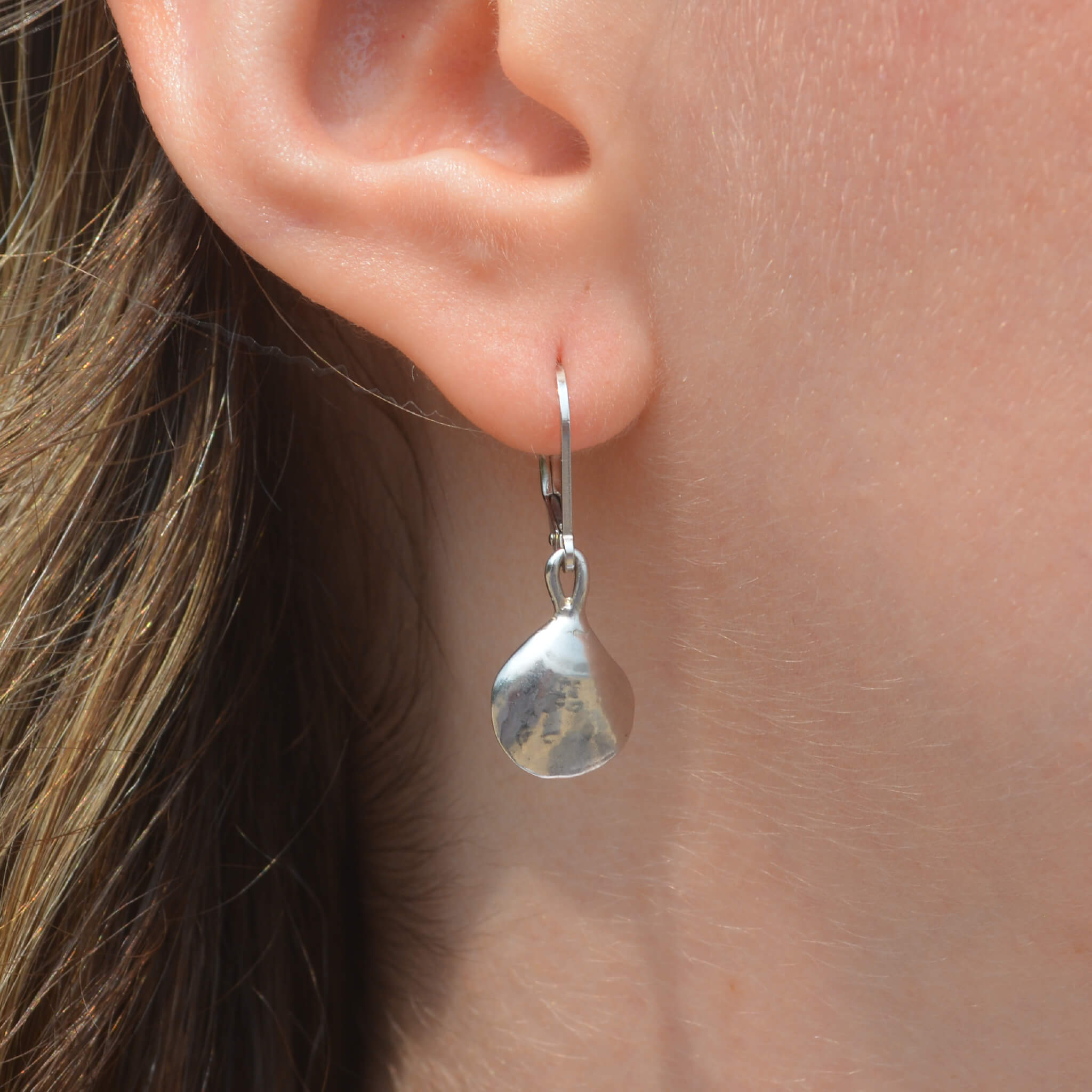 Mini Clam Earring Sterling Silver