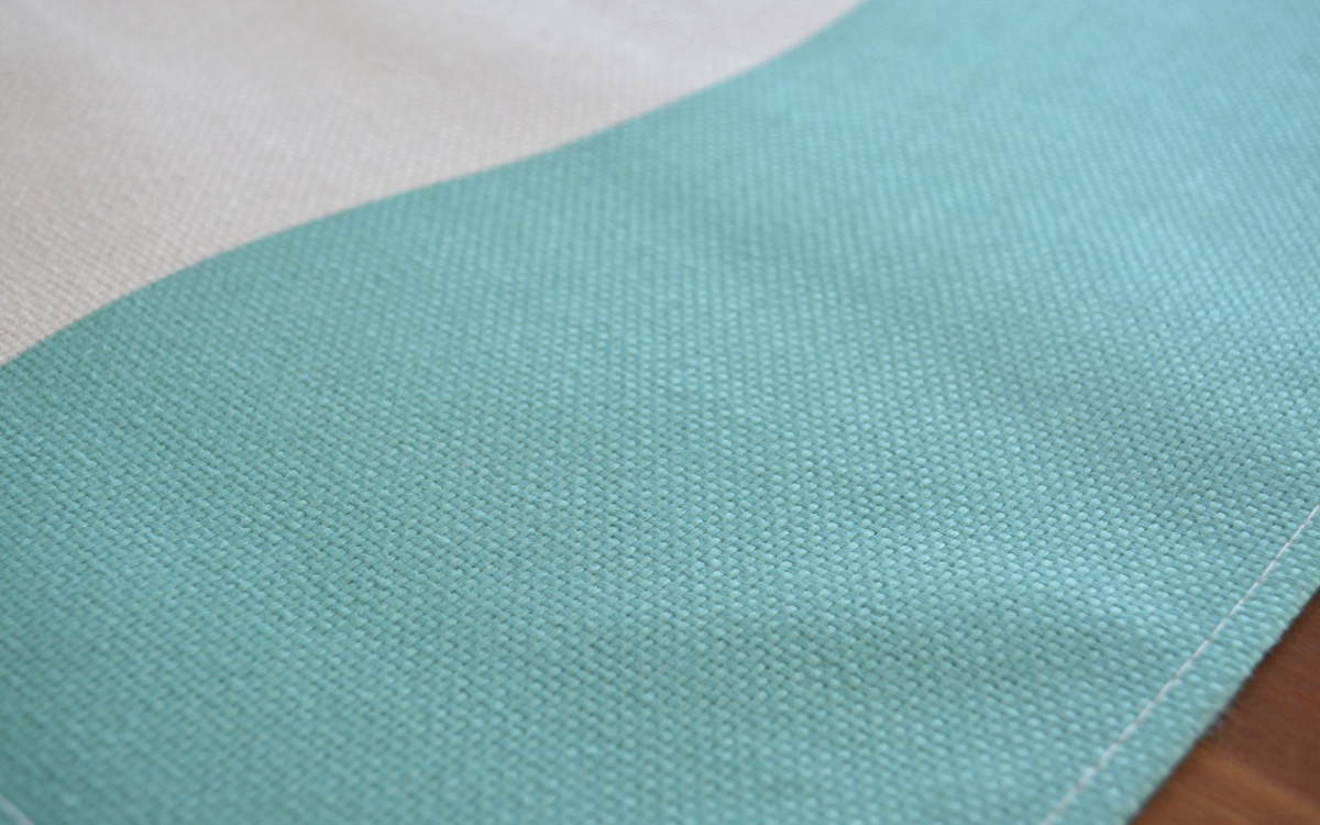 Wave Placemat in Turquoise