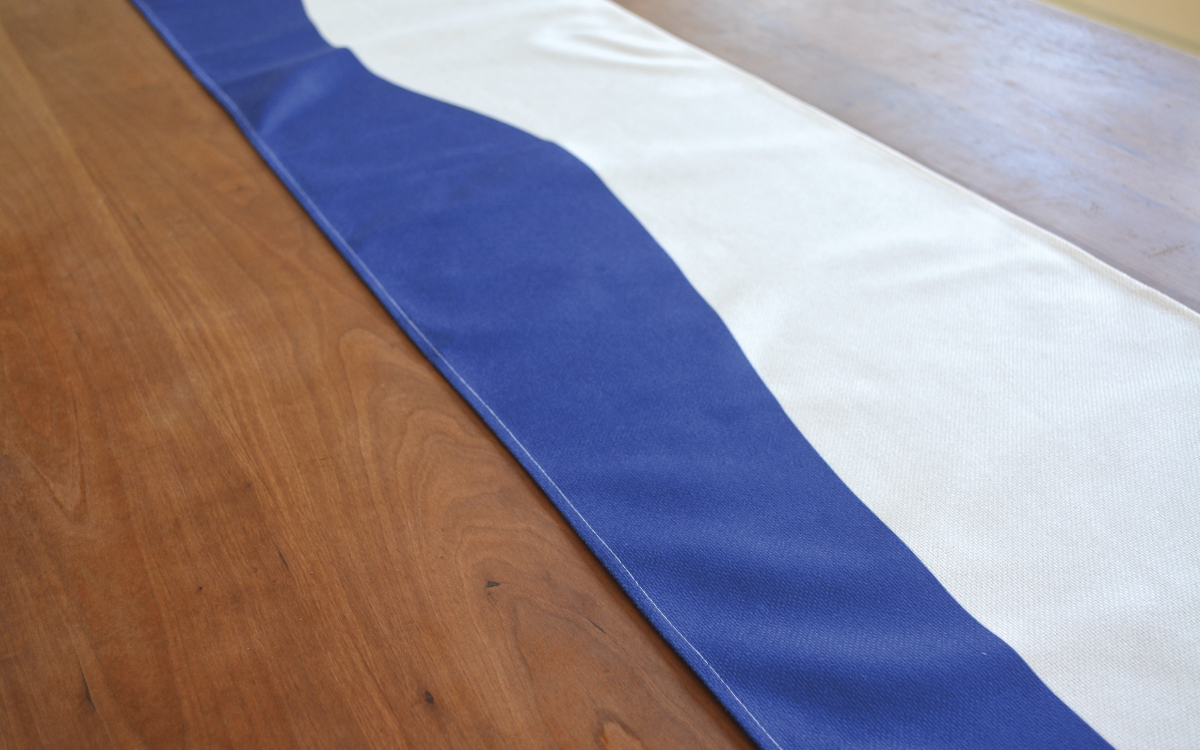 Wave Table Runner