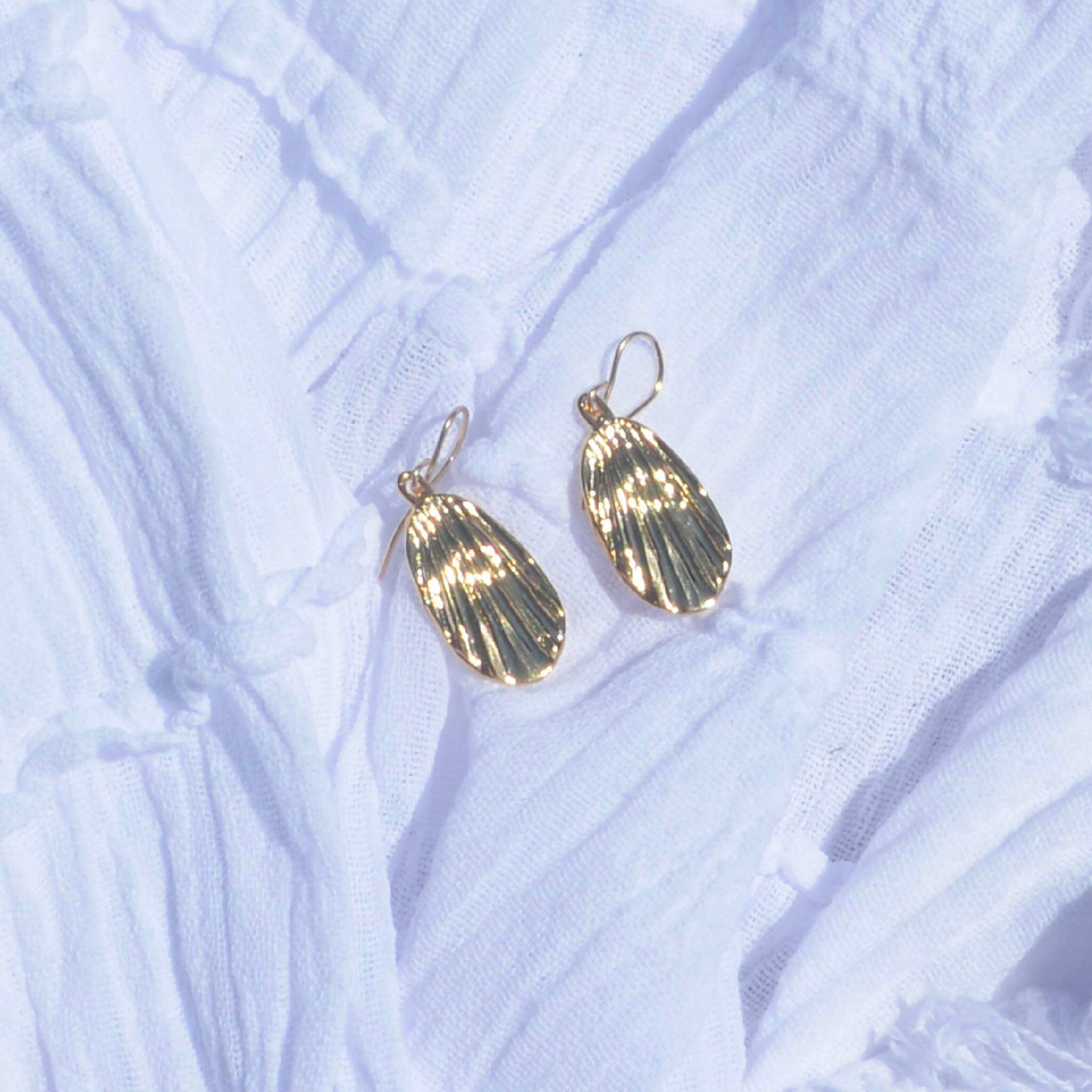 Scallop Shell Earring 14k Gold Plated