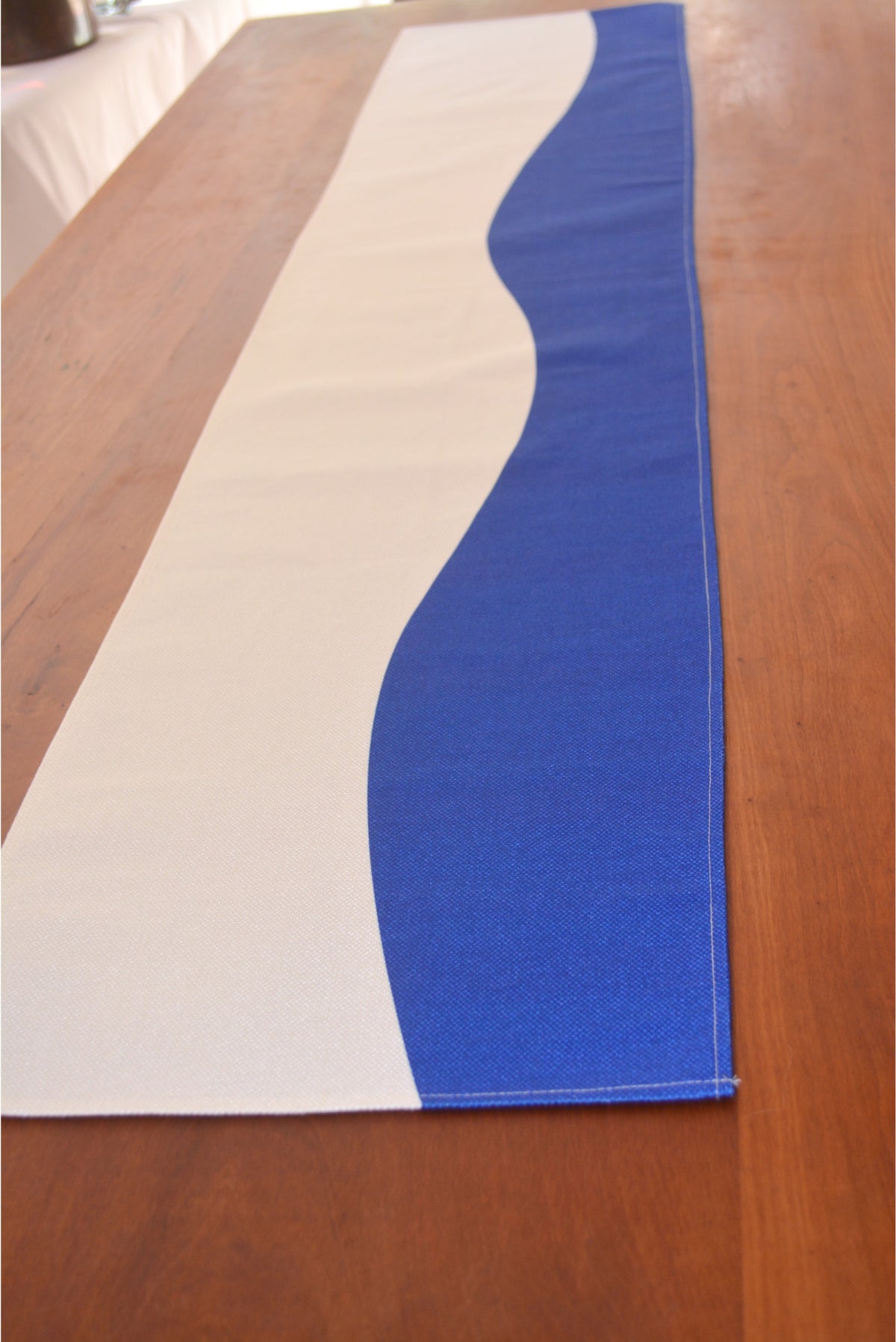 Wave Table Runner Pattern Wave Table Runner | Le Gaudere