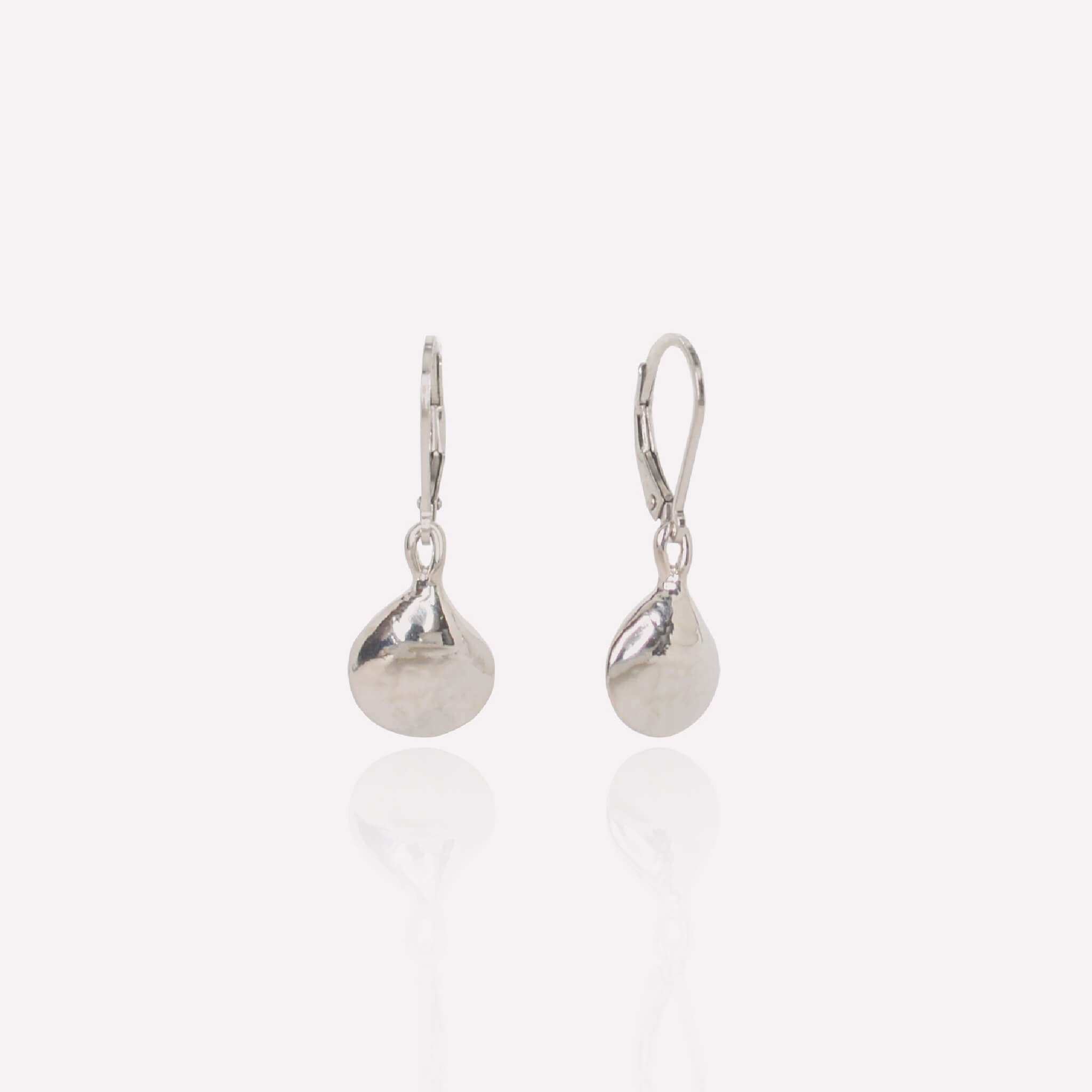 Mini Clam Earring Sterling Silver